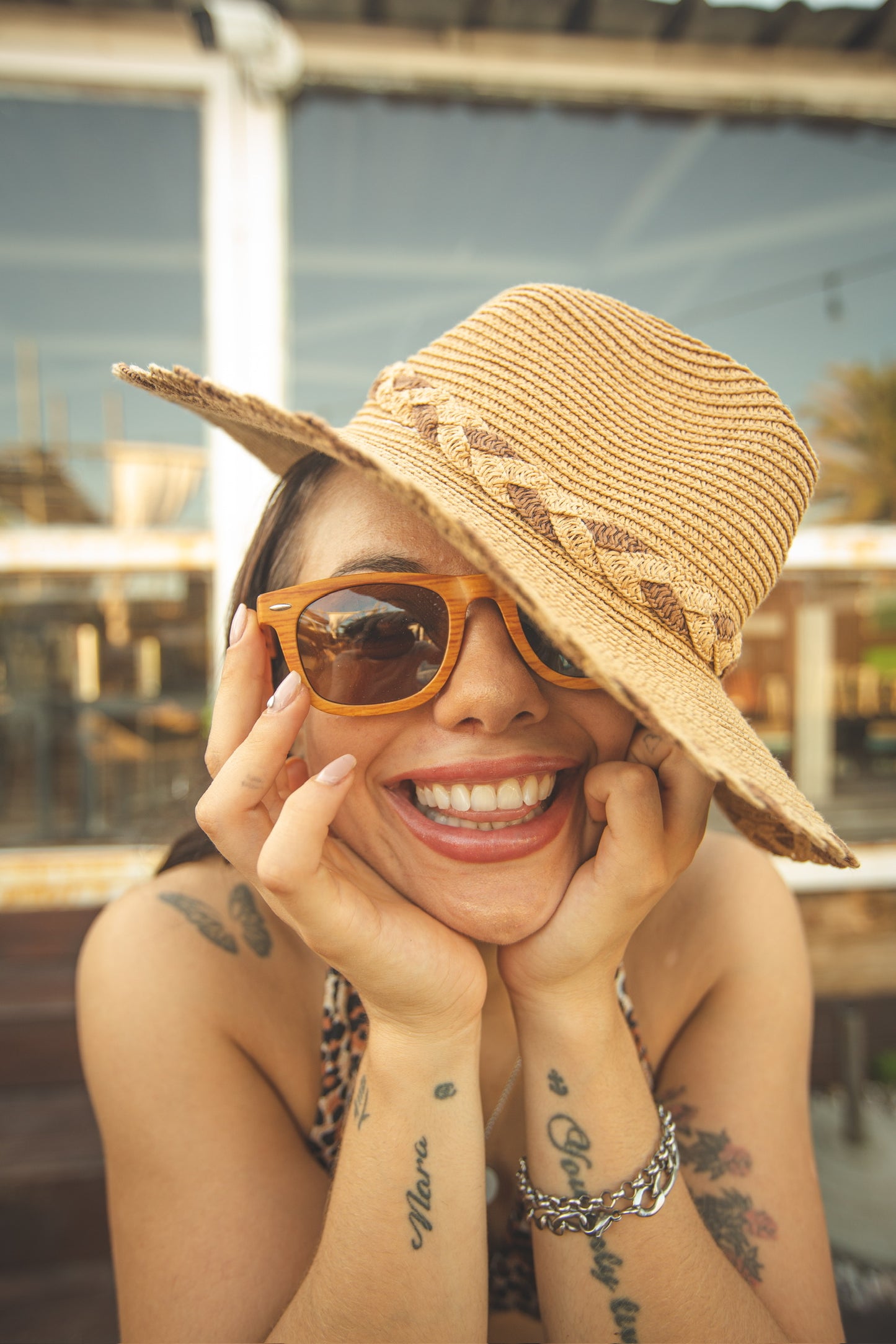 Corea Madera Caramelo Polarizado